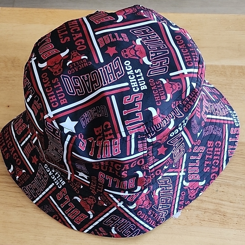 Chicago Bulls NBA Red and Black Bucket Hat with Urban Design